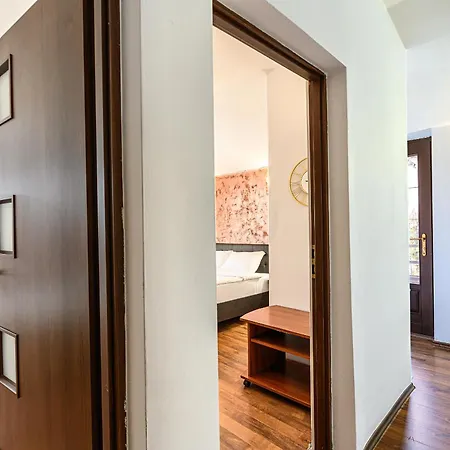 Elite Neagoe * Braşov