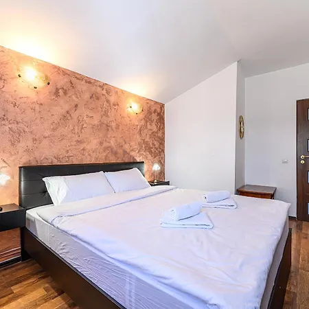 Elite Neagoe Apartmán *